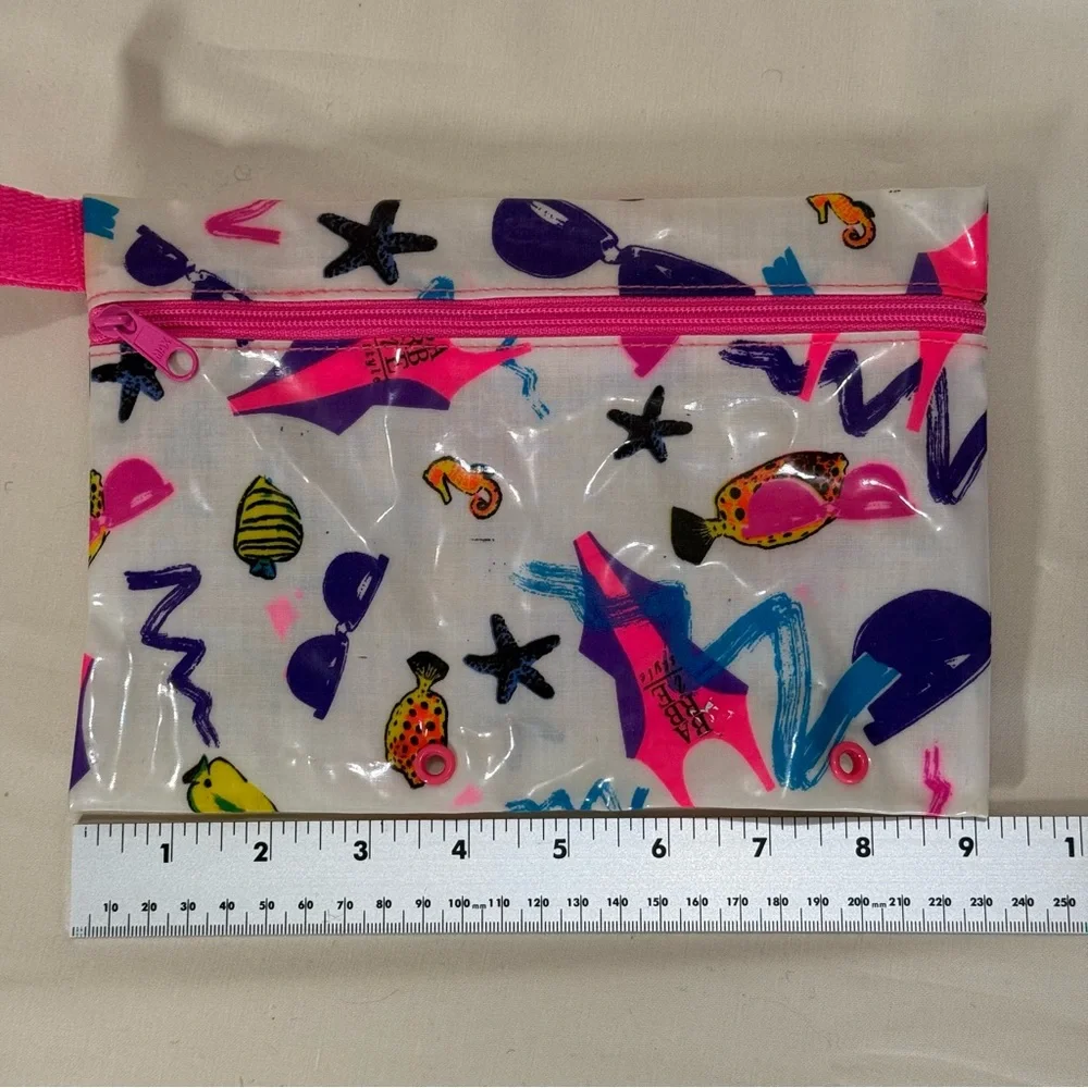 RARE 1989 Barbie Mattel Inc. Vintage Girl's Duffle Bag & Pouch Vinyl Graphic Art